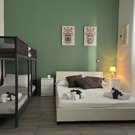 House Victoria Per 8 Persone A Noto